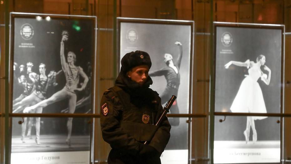 Телецентр "Останкино" и аквапарк в Москве проверяют после звонка о бомбе