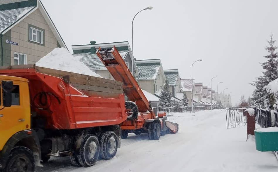 Глава Кемерова поручил усилить очистку дворов многоэтажек от снега