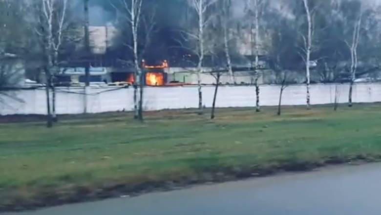 В московском автосервисе произошел крупный пожар