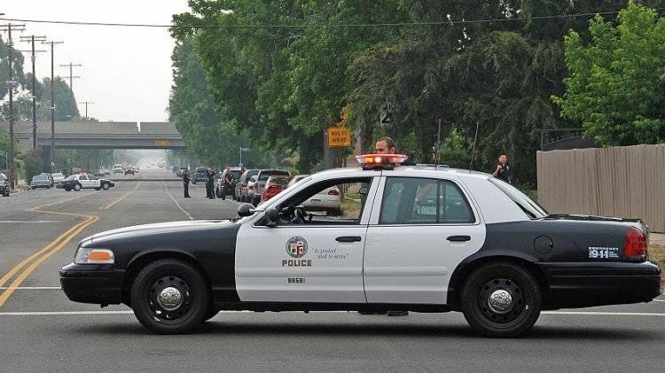 Девять человек пострадали в Калифорнии при стрельбе