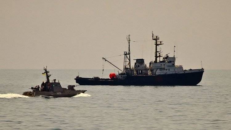 В Крыму назвали передачу Киеву задержанных кораблей знаком примирения