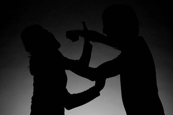 В законопроекте о домашнем насилии появилось понятие «преследование»