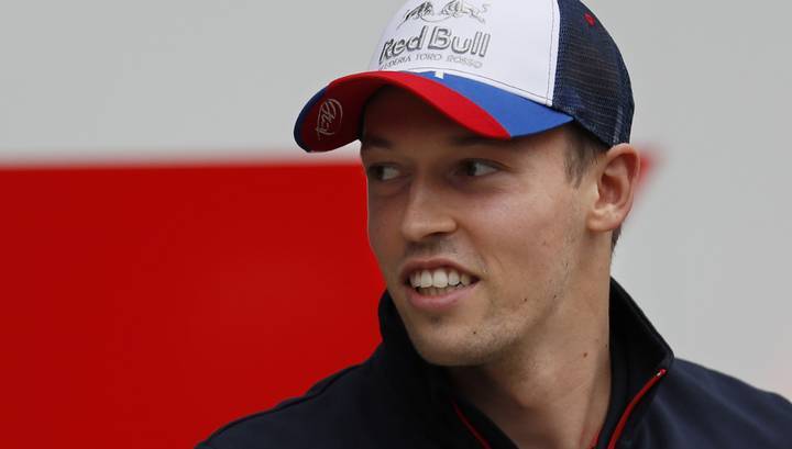 Глава Toro Rosso Тост: мы довольны Квятом на Гран-при Бразили