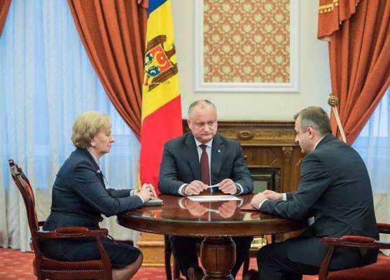 Президент Молдавии утвердил планы правительства по сотрудничеству с Россией