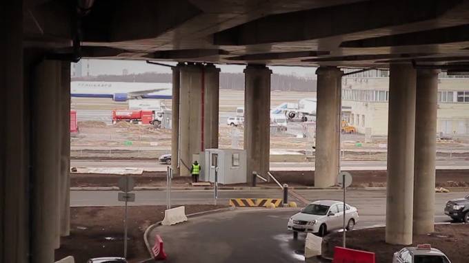 В аэропорту "Пулково" раскрыли кражи мобильных телефонов