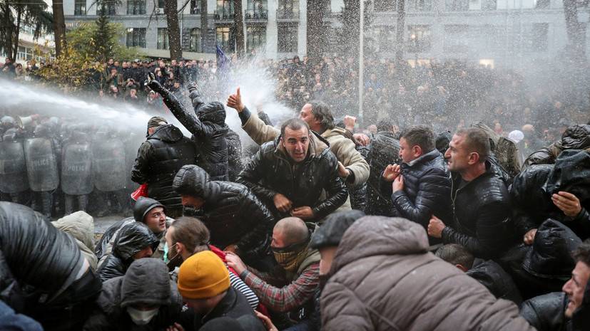 Битва у парламента: к чему могут привести новые протесты в Грузии