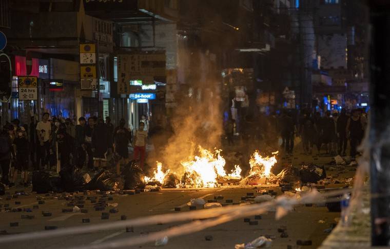 Гонконгская полиция задержала сотни студентов после протестов