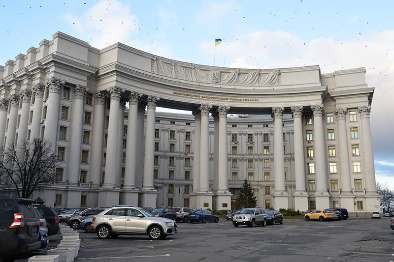 Киев предупредили о последствиях пересмотра минских соглашений