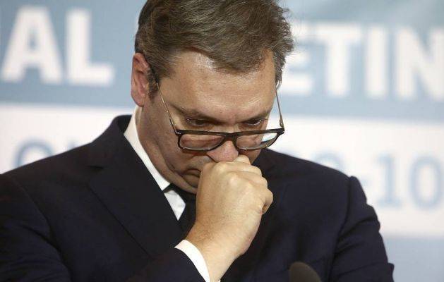 Президент Сербии вышел из больницы и возвращается к работе