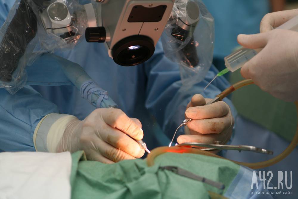 Уволен единственный в России врач-трансплантолог для грудничков