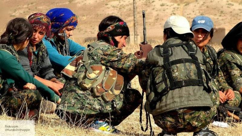 На севере Сирии курдские террористы едва не подорвались у собственного КПП
