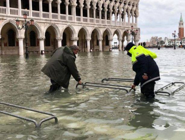 Россия заплатит за восстановление Венеции и, может быть, собора Парижской Богоматери