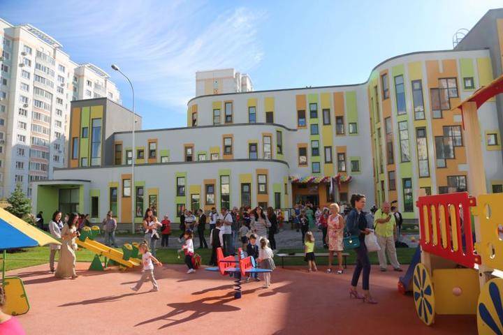Более 15 детских садов и школ построят в Новой Москве за три года
