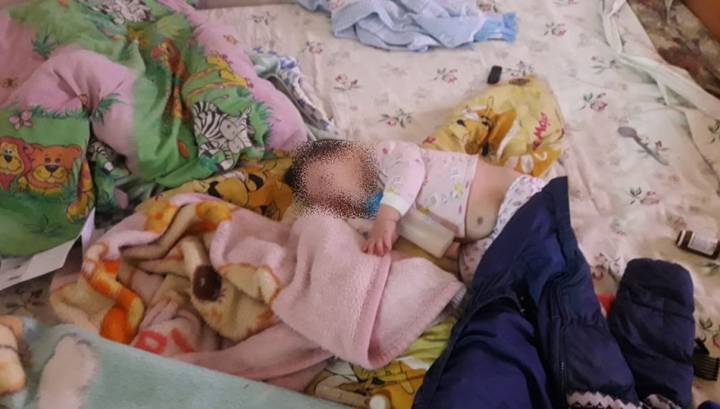 В доме на отшибе якутского села мать на 2 дня оставила четверых детей и ушла пьянствовать