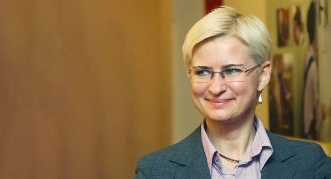 Вильнюсский окружной суд освободил Нерингу Венцкене из-под стражи