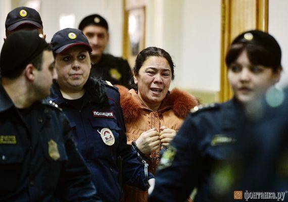 Для связной по делу о взрыве в метро Петербурга требуют 20 лет тюрьмы