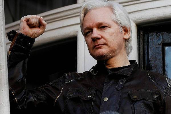 Швеция прекратила следствие по делу создателя Wikileaks Джулиана Ассанжа