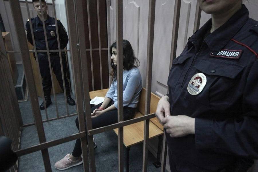 Защита сестер Хачатурян просит рассмотреть их дело судом присяжных