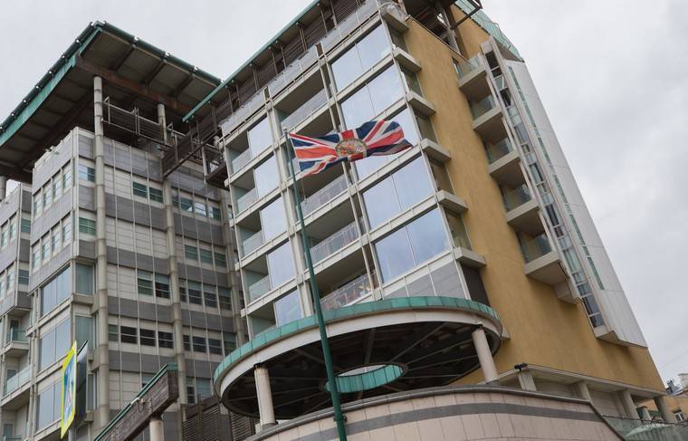 Посольство: Британия рада настоящим журналистам