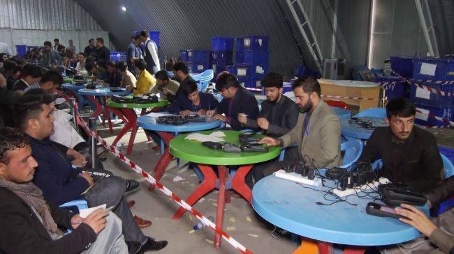 В Афганистане на выборах выявлено 47 тыс. нарушений при подсчете голосов