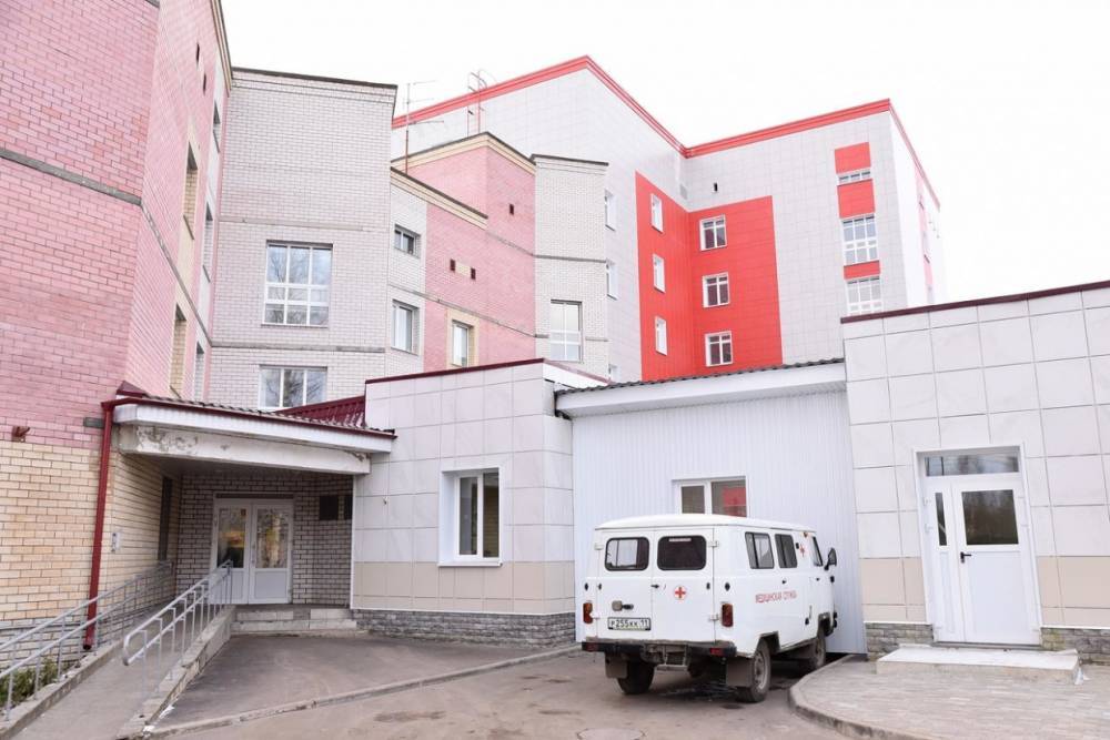 Надежда Дорофеева проверила ход реконструкции радиологического отделения в Сыктывкаре
