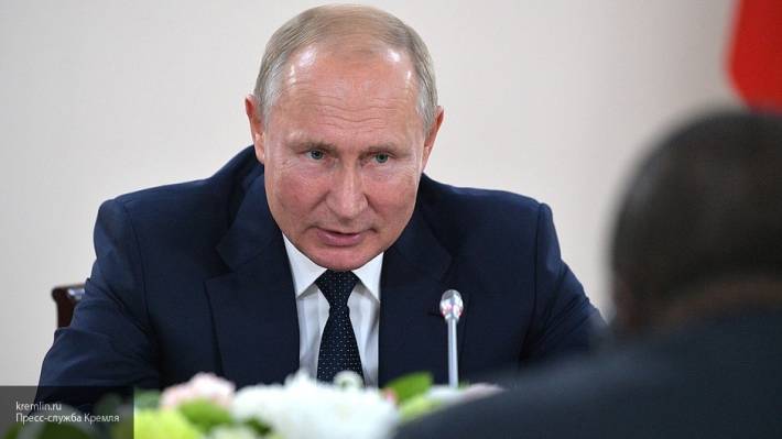 Путин призвал решить проблему с ответственностью за утрату наркотических препаратов