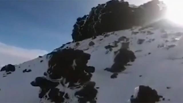 Видео: Японский альпинист снял на камеру собственную гибель