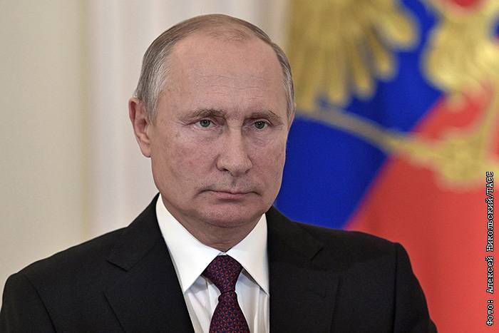 Путин пообещал принятие на вооружение гиперзвуковой ракеты "Циркон"
