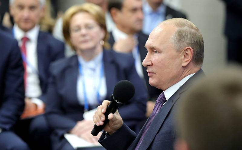 Путин пообещал рост расходов на здравоохранение