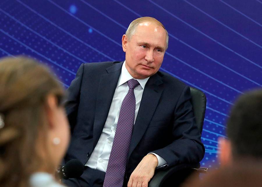 Путин предостерег о дефиците квалифицированных кадров в России