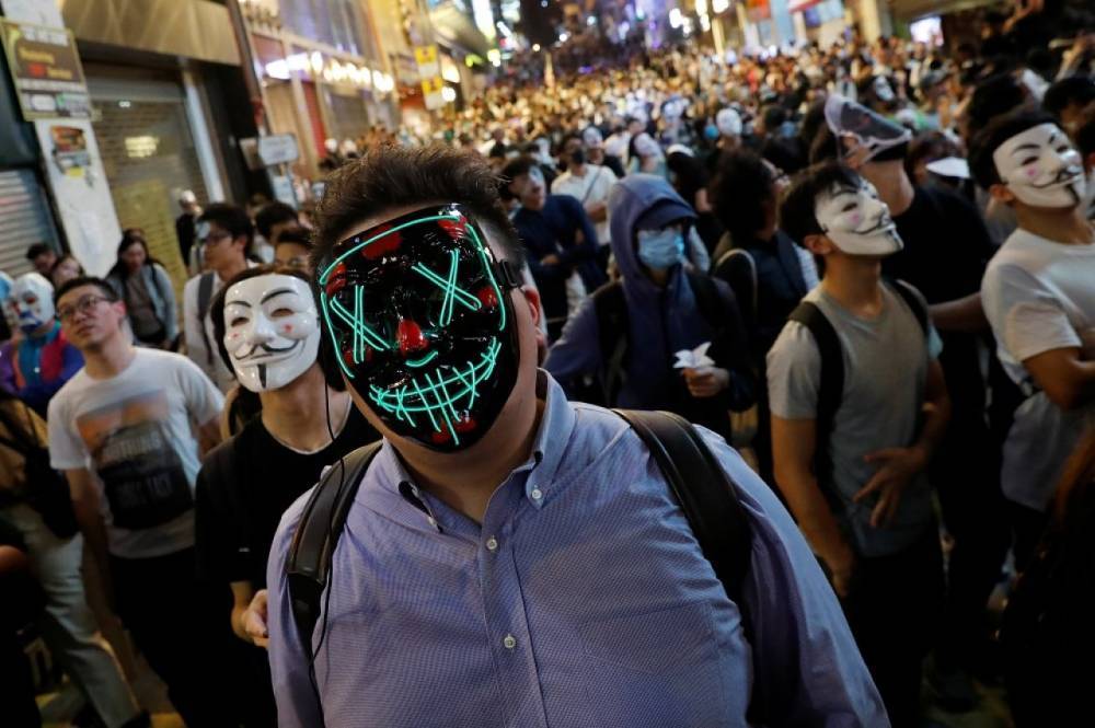 В Гонконге акцию протеста стилизовали под Хеллоуин - Cursorinfo: главные новости Израиля