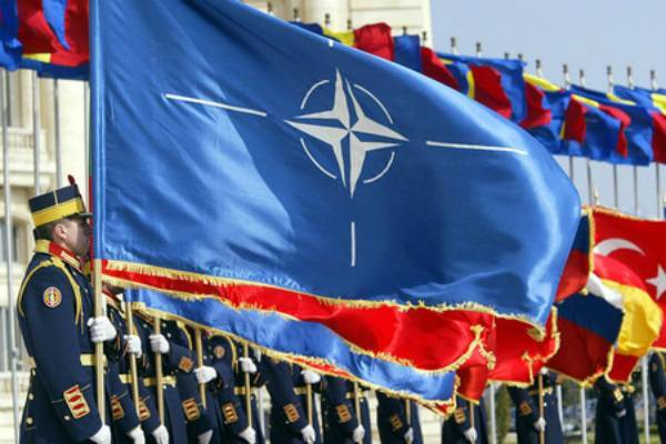 Украина попросила у НАТО перехода на «новый уровень сотрудничества»