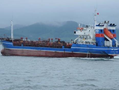 Прокуратура начала проверку по факту хлопка на танкере в Находке