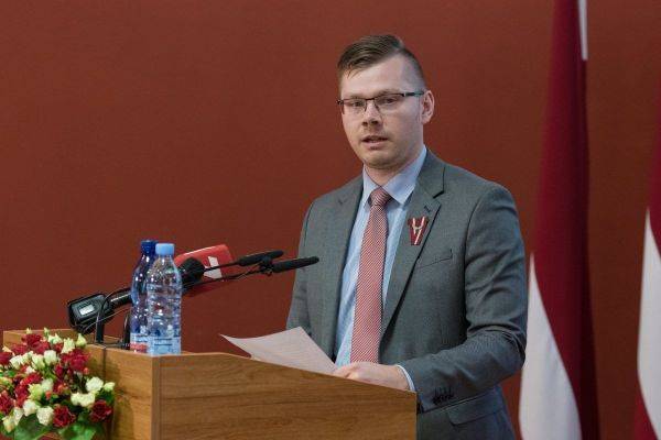 Теперь у латвийских депутатов не получится уклониться от языковых проверок