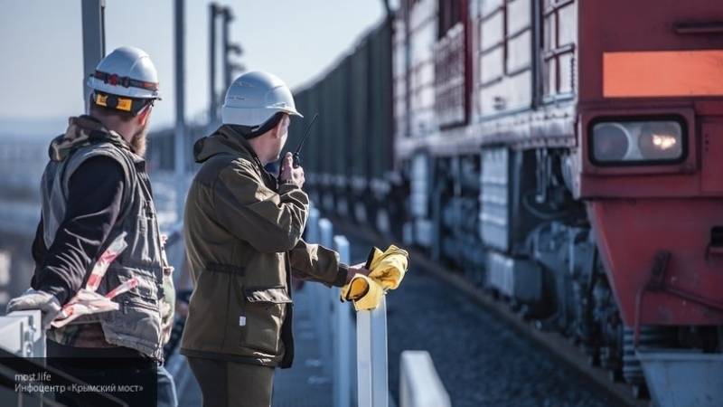 Первые пассажиры поедут по железной дороге в Крым уже в 2019 году