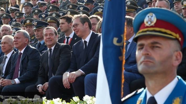 Медведев пригласил представителей стран ШОС в Москву на празднование 75-летия Победы