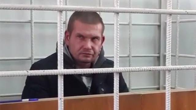 Видео: в Волгограде задержан мужчина, отрезавший головы жене и матери