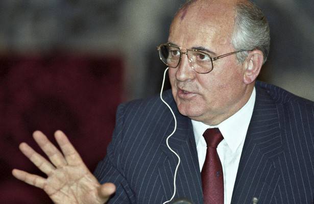 Горбачёв призвал «не возводить стен» между Россией и Западом