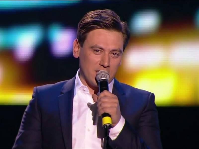 Участник "Евровидения" провалился на слепых прослушиваниях в шоу "Голос"
