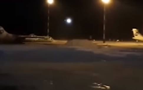 Момент посадки аварийного SSJ в Тюмени сняли на видео