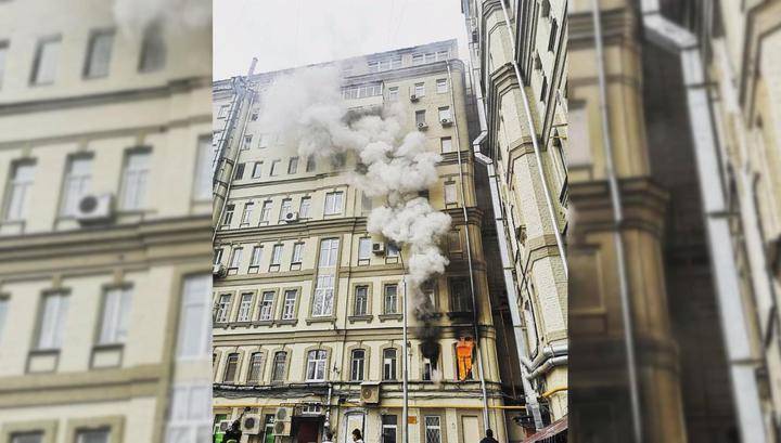 "Жил разгульный человек": заммэра назвал возможную причину пожара в центре Москвы