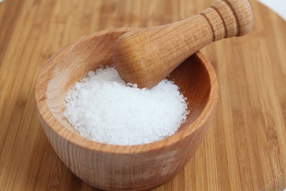 В России установили рекомендуемый уровень суточного потребления соли