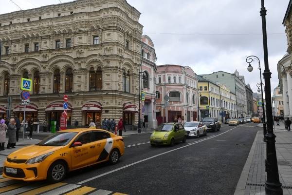 В Москве в праздники ограничат движение транспорта