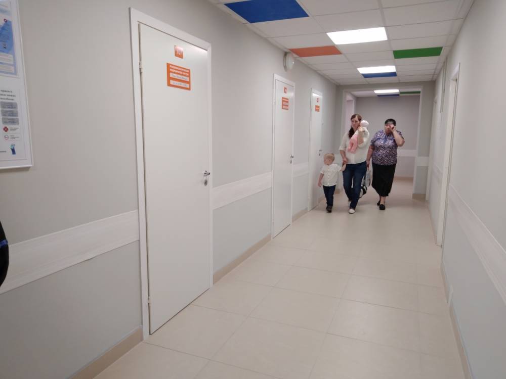 В Череповце раньше срока отремонтировали детскую поликлинику