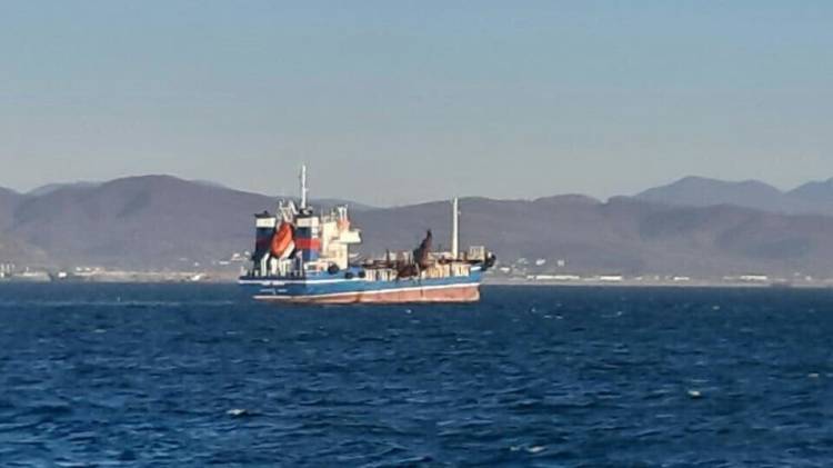 Отсутствует угроза затопления танкера «Залив Америка» после ЧП в порту Находки