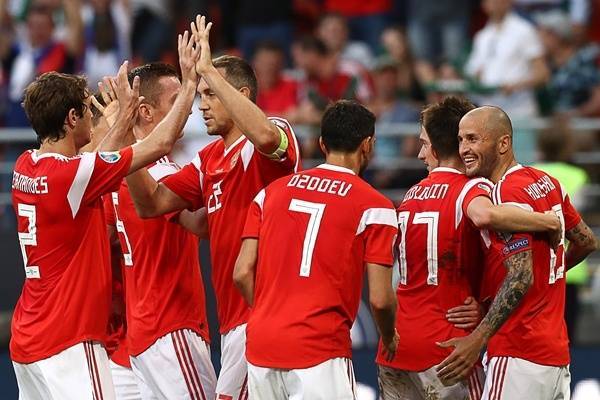 Российские футболисты разгромили Сан-Марино со счётом 5:0
