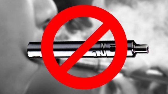 Минздрав призывает приравнять электронные сигареты к обычным