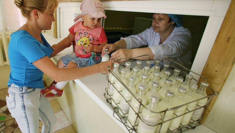 Минсельхоз проработает ограничение на ввоз молочных смесей в Россию