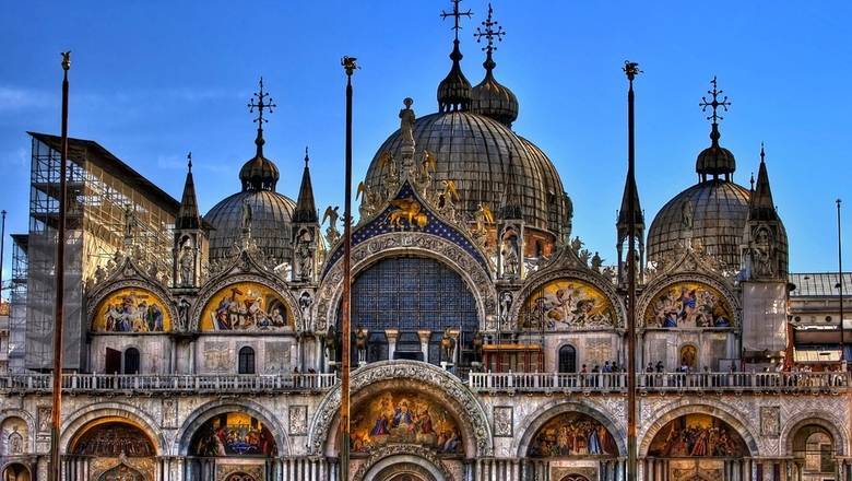 Главный собор Венеции пострадал от наводнения