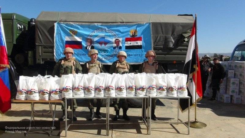 Российские военные привезли гуманитарную помощь жителям Эс-Сувейды в Сирии
